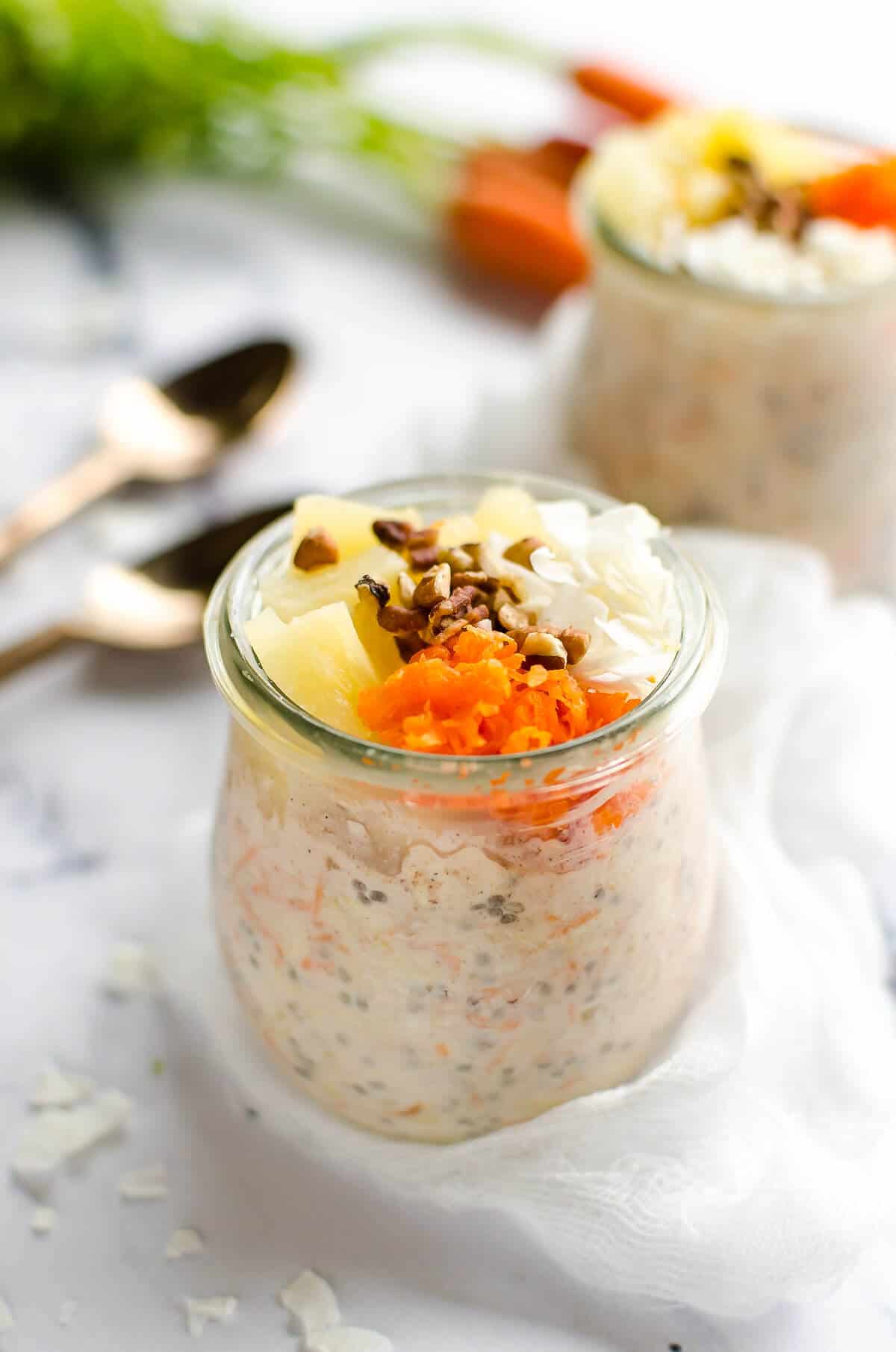 Carrot Cake Protein Overnight Oats - Peanut Butter and Fitness