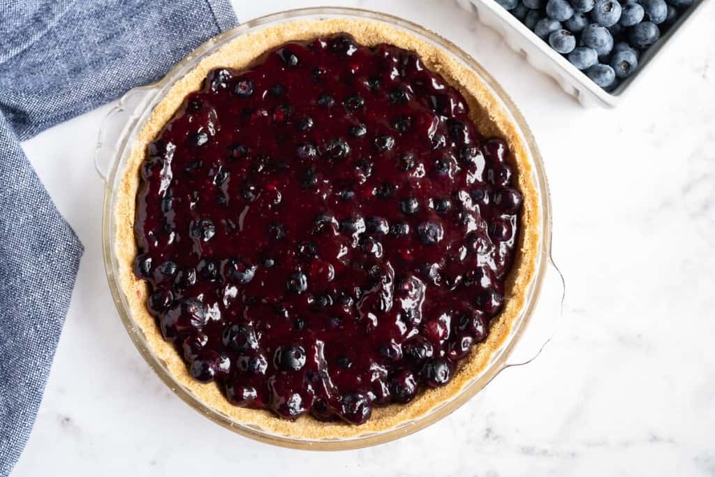 graham cracker crust with blueberry pie filling, without the finished fresh blueberries