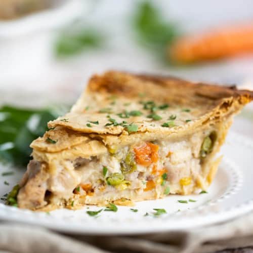 https://www.artfrommytable.com/wp-content/uploads/2021/12/homemade_turkey_pot_pie_square-1-500x500.jpg