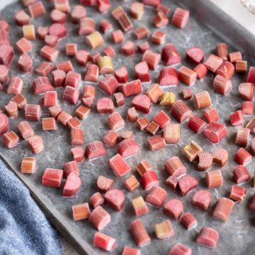 https://www.artfrommytable.com/wp-content/uploads/2022/03/how_to_freeze_rhubarb_square-360x360.jpg